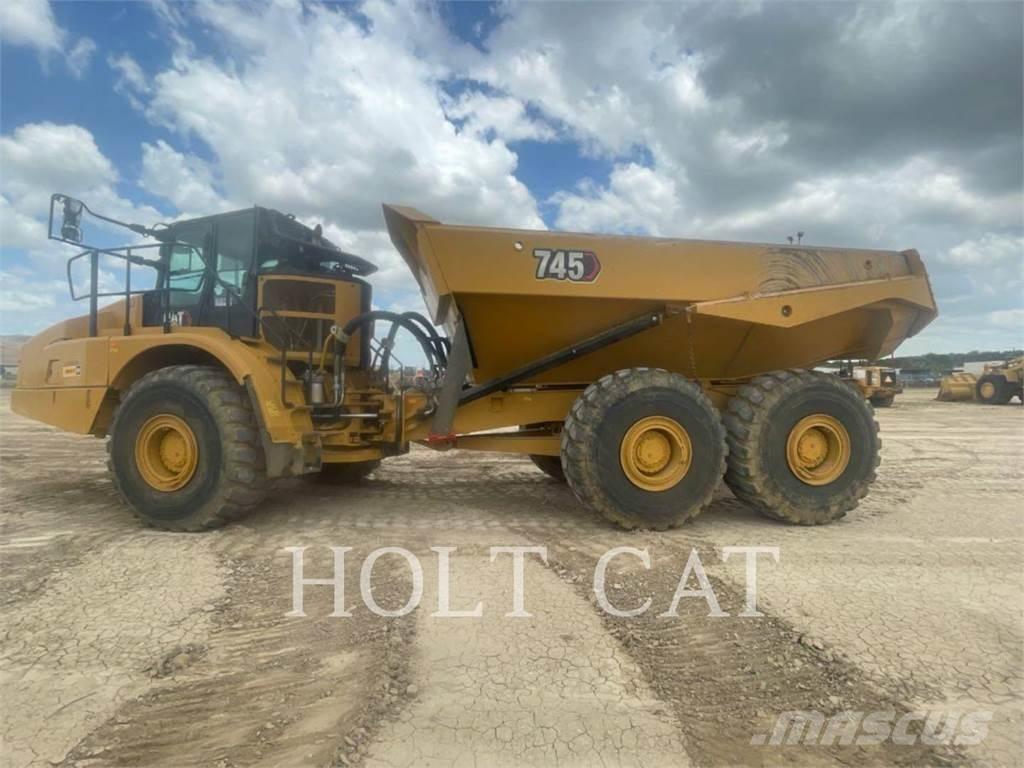 CAT 745 Kĺbové nákladné autá