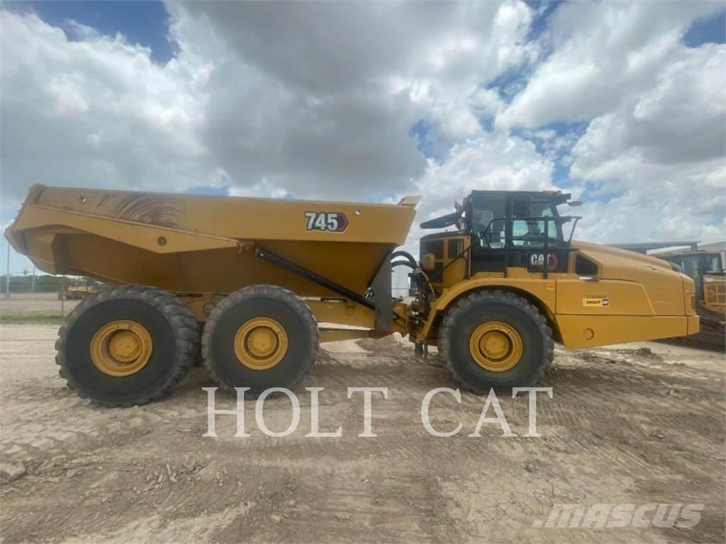 CAT 745 Kĺbové nákladné autá
