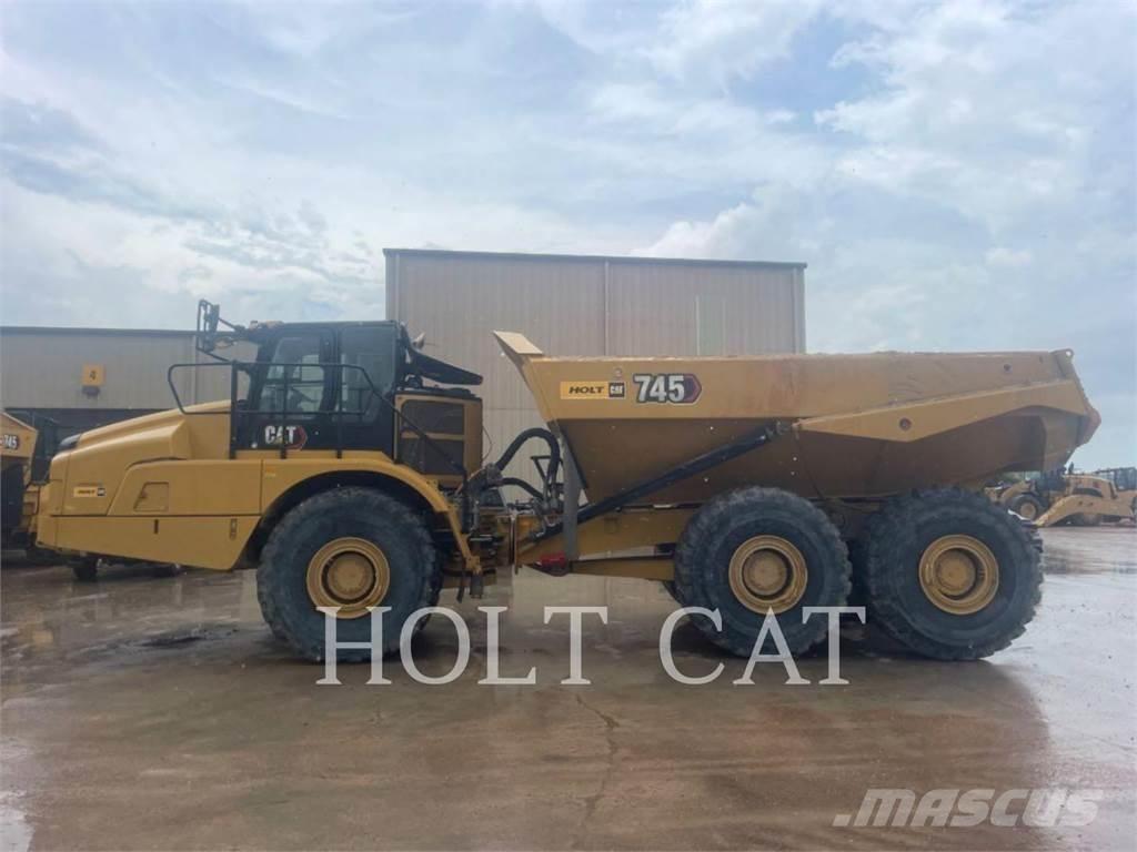 CAT 745 Kĺbové nákladné autá