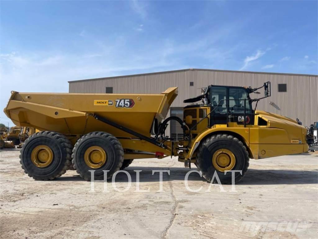 CAT 745 Kĺbové nákladné autá