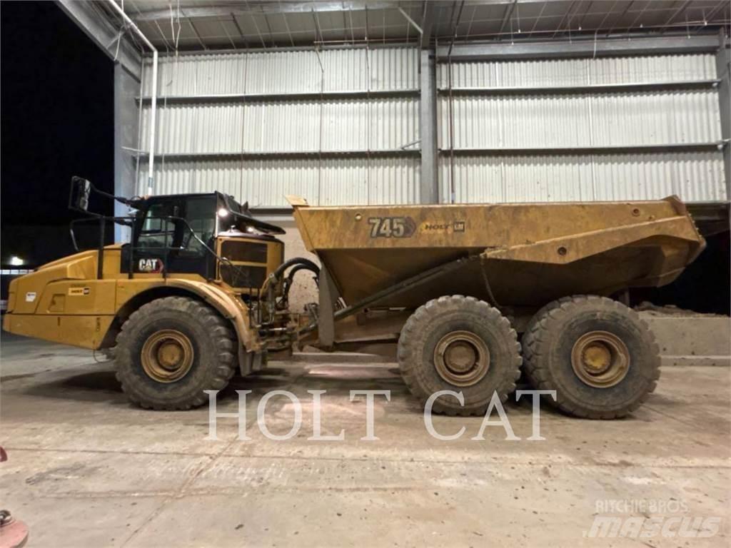 CAT 745 Kĺbové nákladné autá