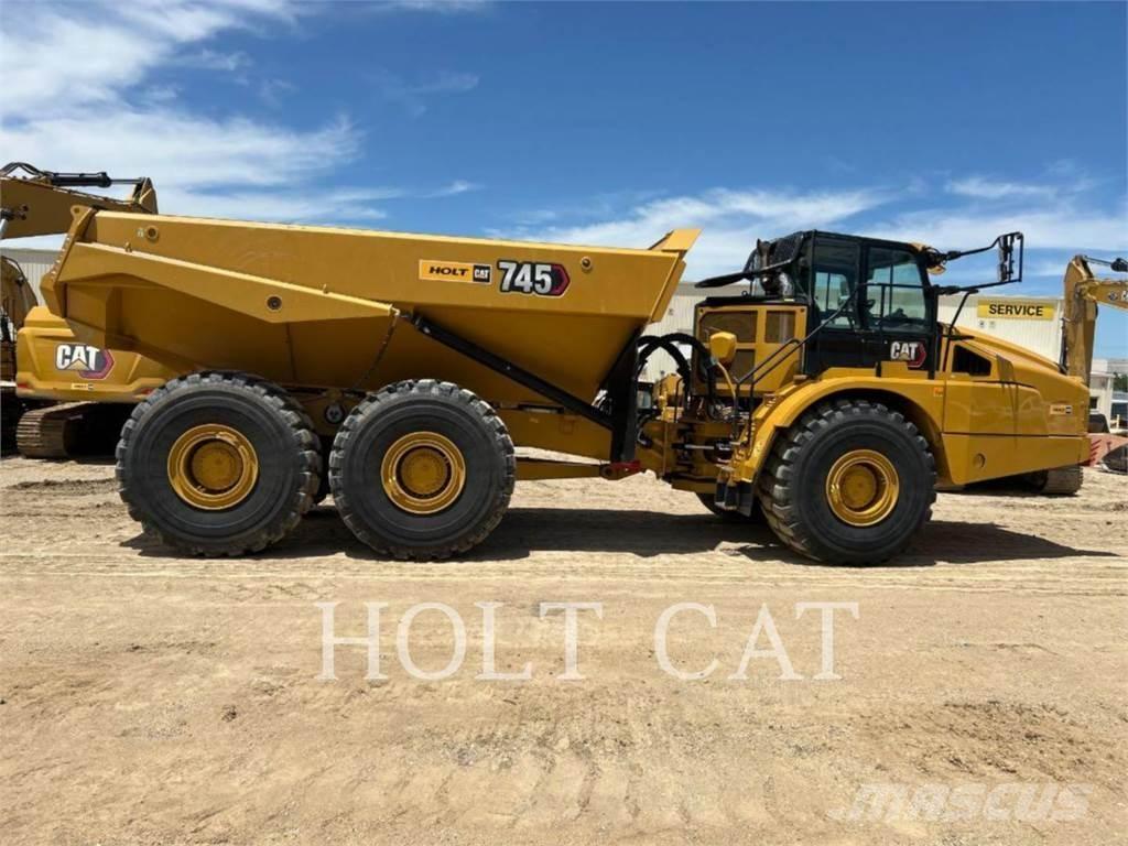 CAT 745 Kĺbové nákladné autá
