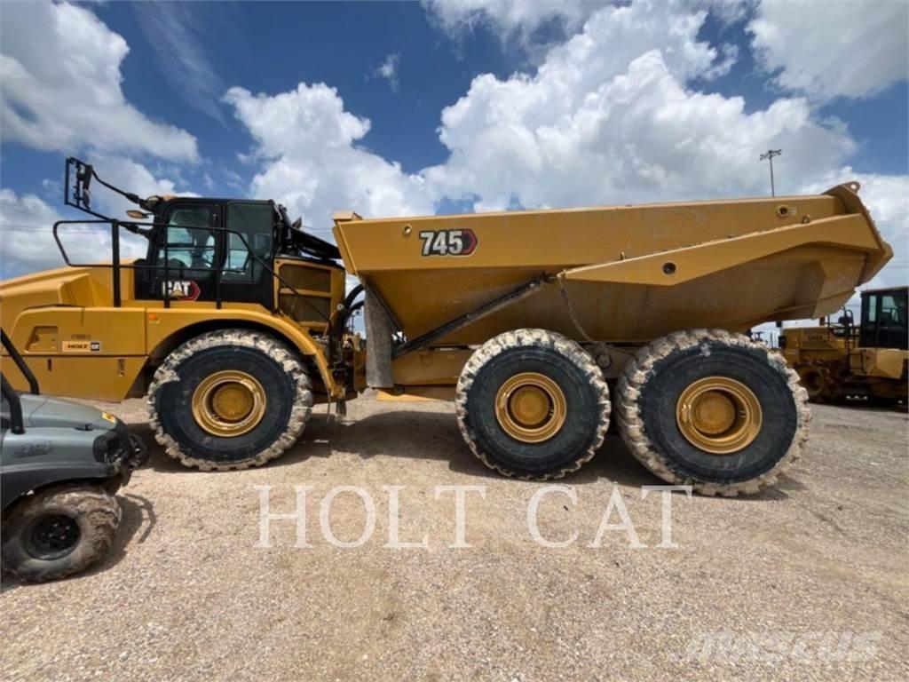 CAT 745 Kĺbové nákladné autá