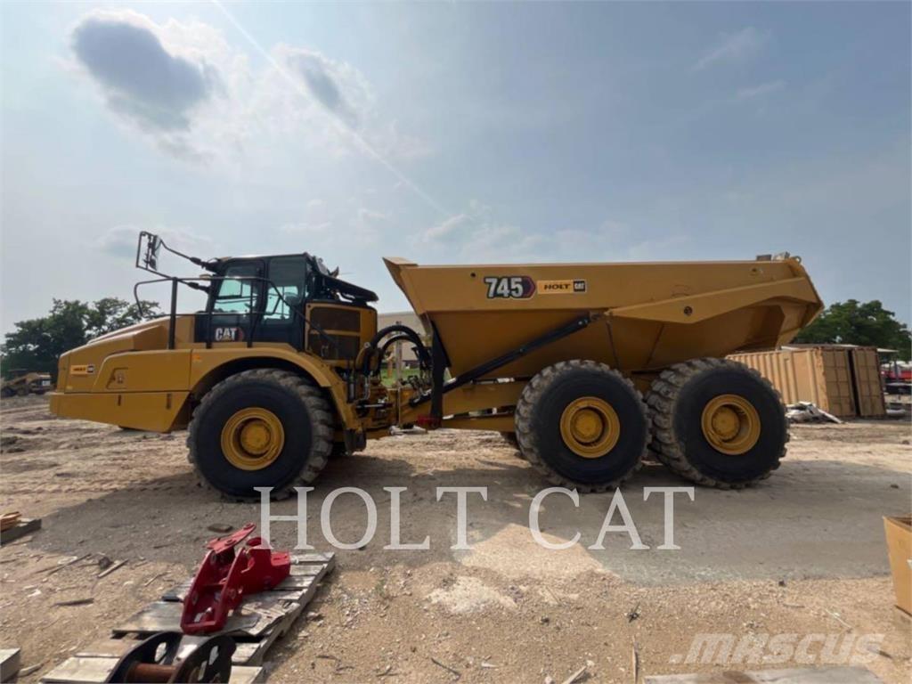 CAT 745 Kĺbové nákladné autá
