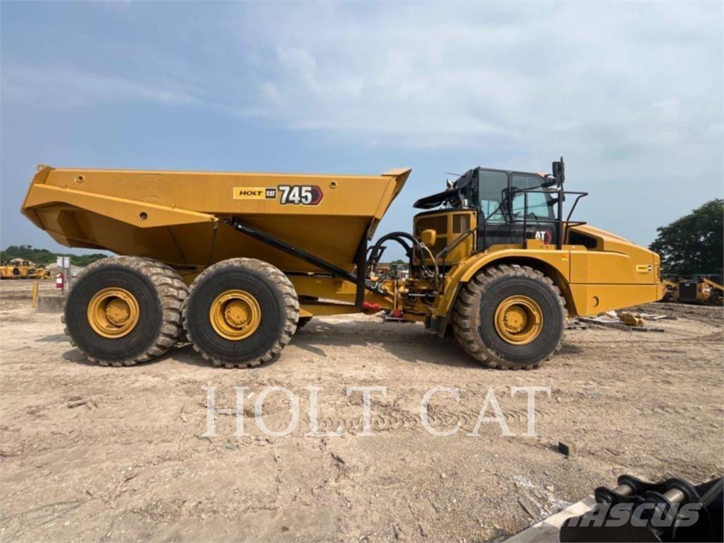 CAT 745 Kĺbové nákladné autá