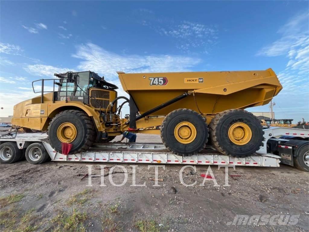 CAT 745 Kĺbové nákladné autá