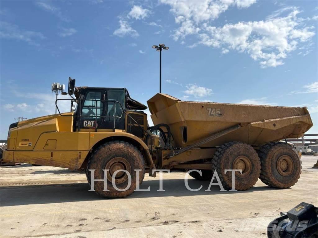 CAT 745 Kĺbové nákladné autá