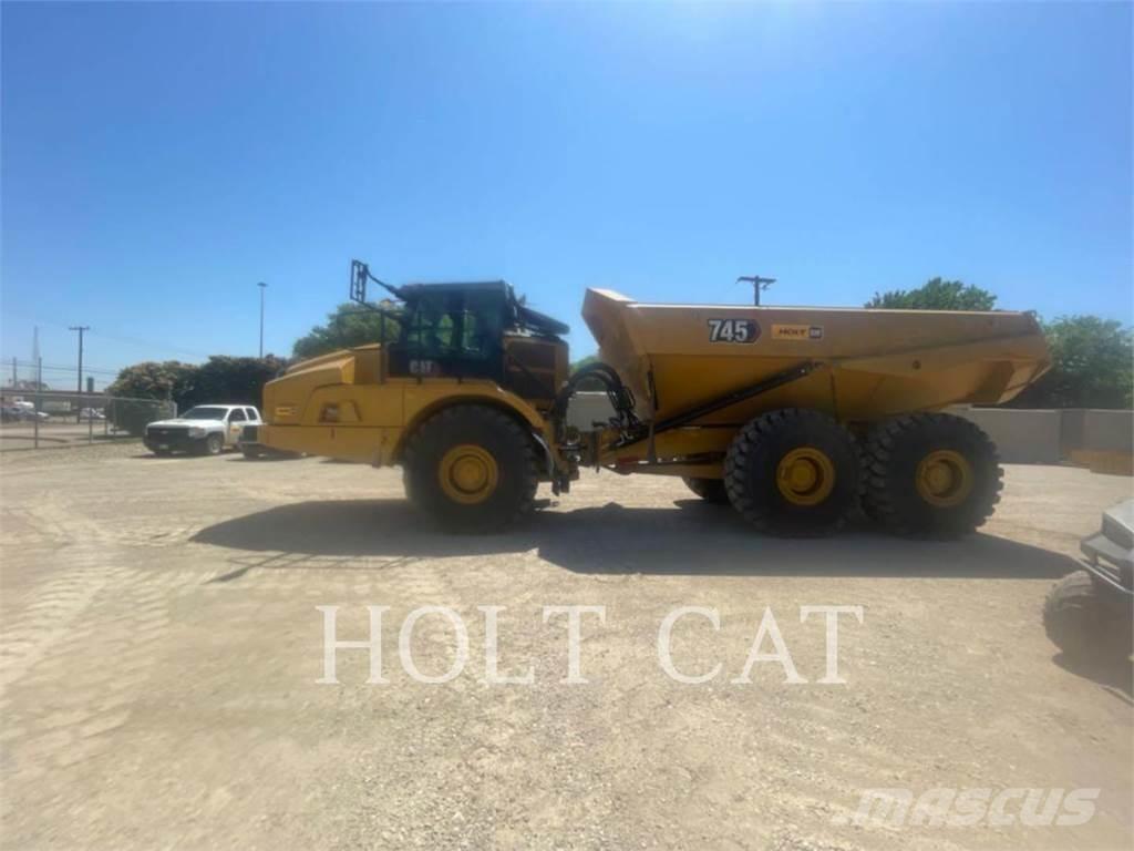 CAT 745 Kĺbové nákladné autá