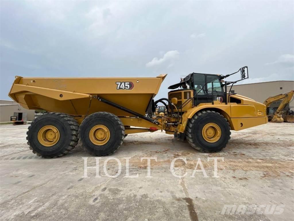 CAT 745 Kĺbové nákladné autá