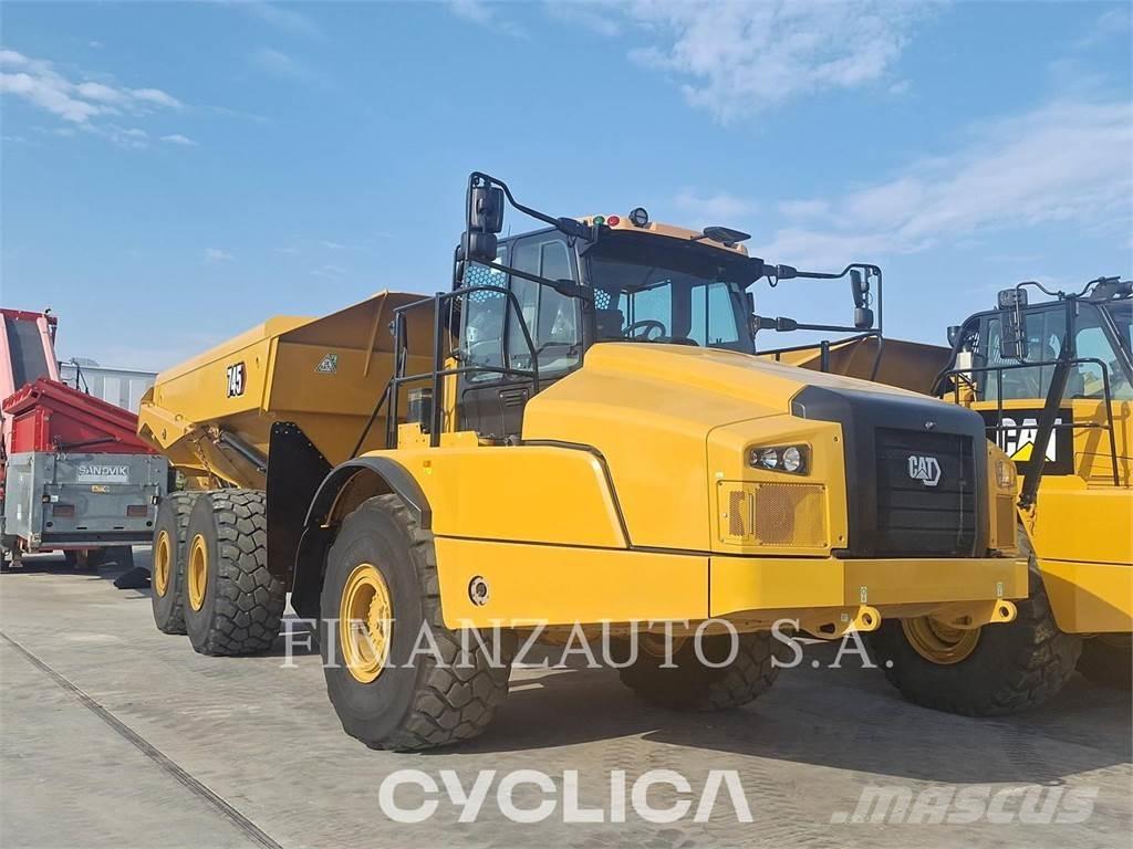 CAT 745 Kĺbové nákladné autá