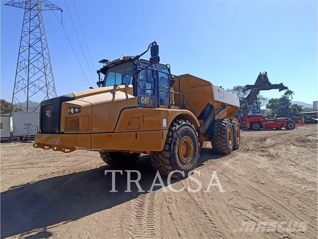 CAT 745 Kĺbové nákladné autá