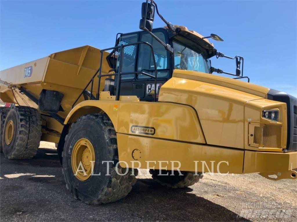 CAT 745-04 Kĺbové nákladné autá