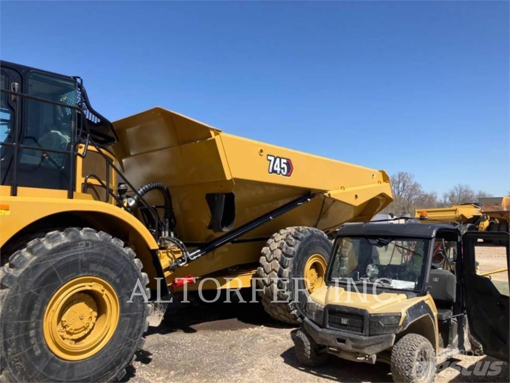 CAT 745-04 Kĺbové nákladné autá