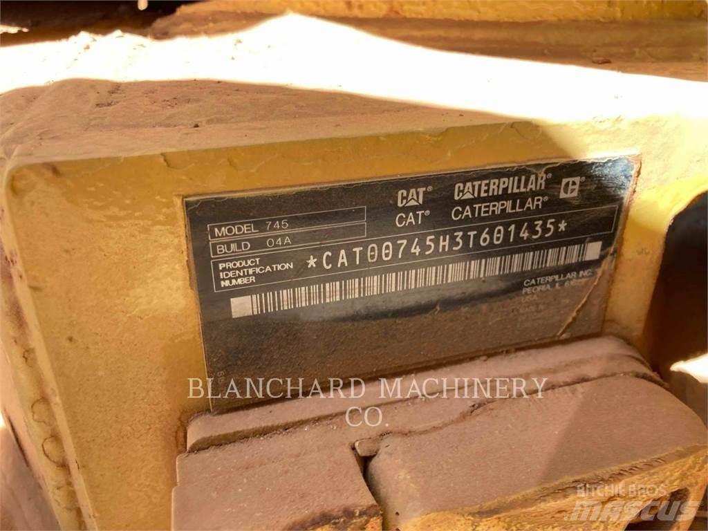 CAT 745-04 Kĺbové nákladné autá
