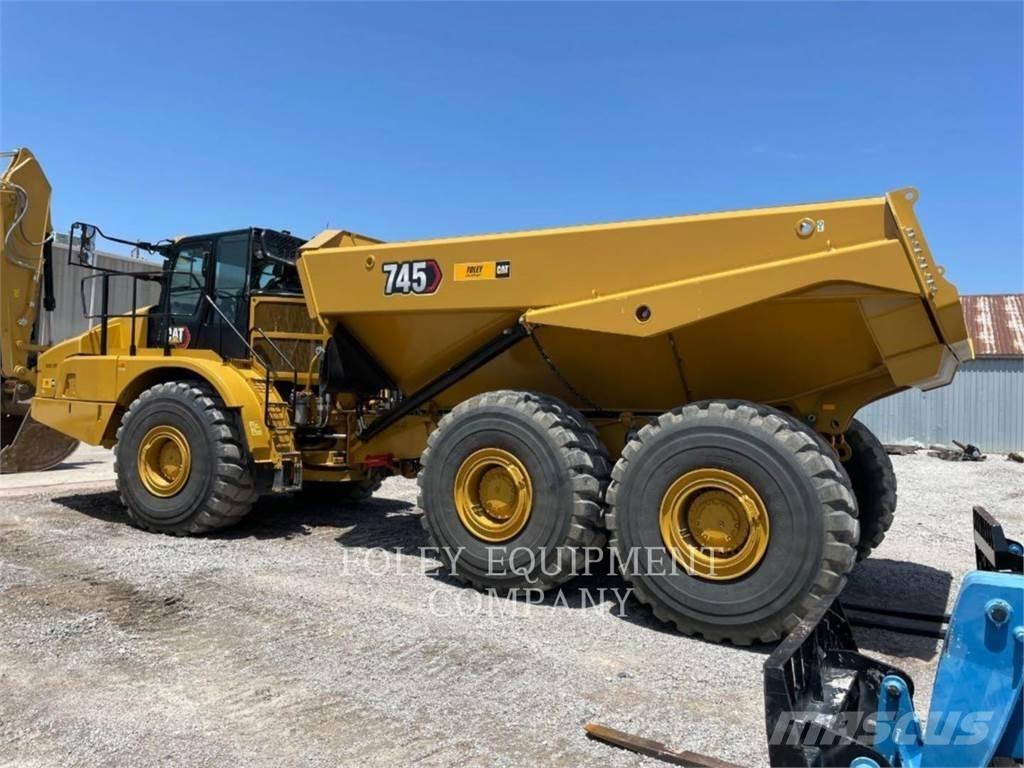 CAT 745-04 Kĺbové nákladné autá