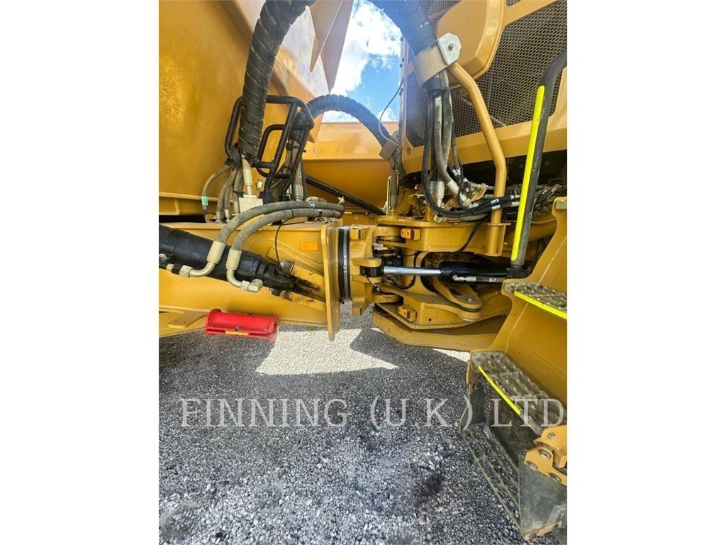 CAT 745-04 Kĺbové nákladné autá