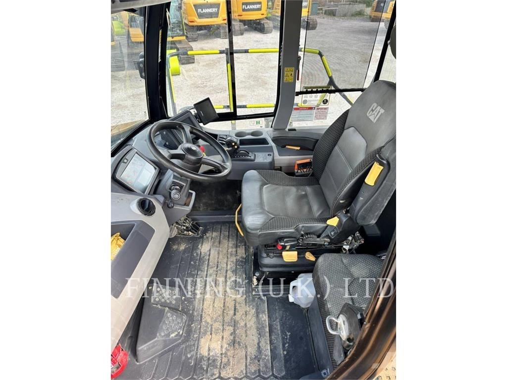 CAT 745-04 Kĺbové nákladné autá