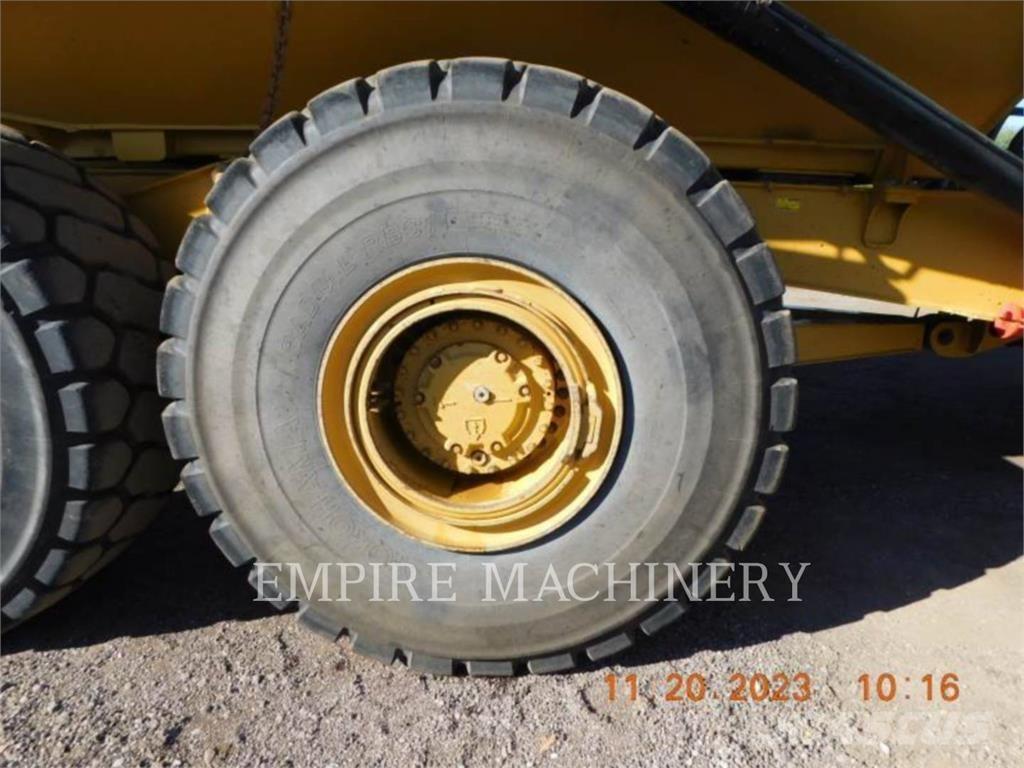 CAT 745-04 Kĺbové nákladné autá