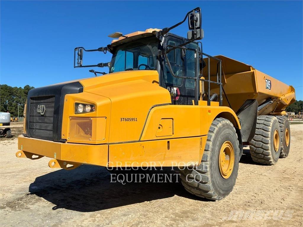 CAT 745-04 Kĺbové nákladné autá