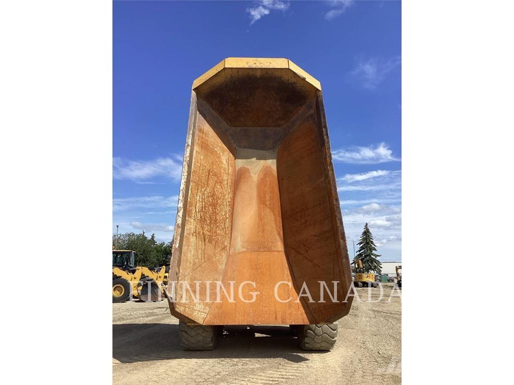 CAT 745-04 Kĺbové nákladné autá