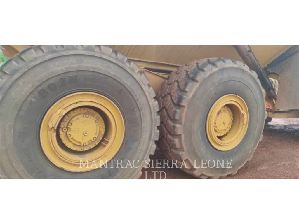 CAT 745-04LRC Kĺbové nákladné autá