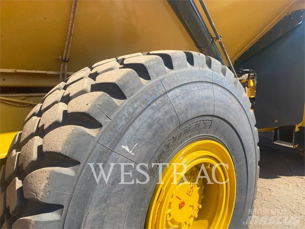 CAT 745-04LRC Kĺbové nákladné autá