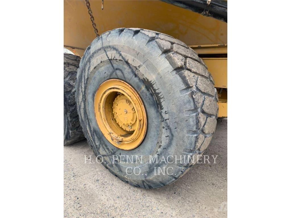 CAT 745 C Kĺbové nákladné autá
