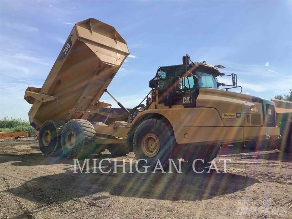 CAT 745 T Kĺbové nákladné autá