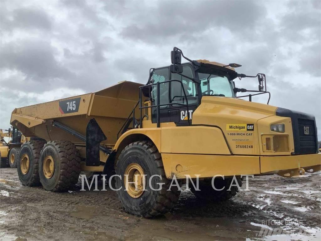 CAT 745 T Kĺbové nákladné autá