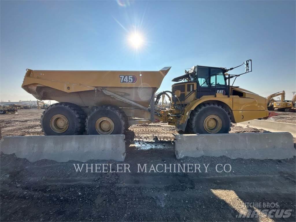 CAT 745 TG Kĺbové nákladné autá