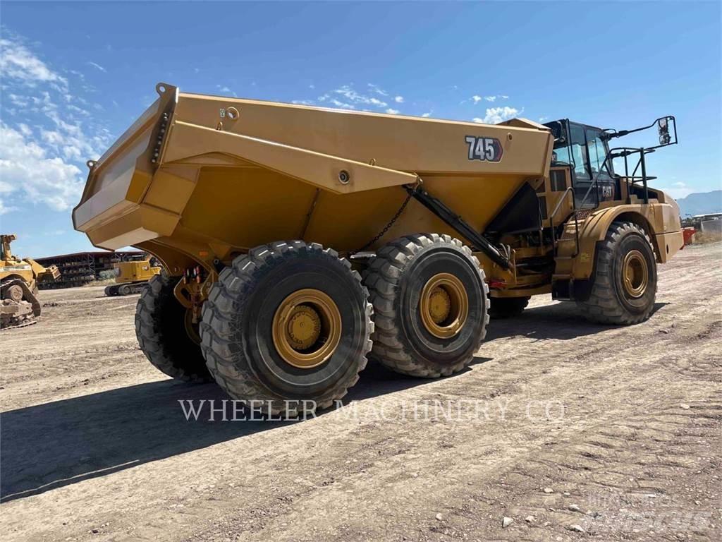 CAT 745 TG Kĺbové nákladné autá