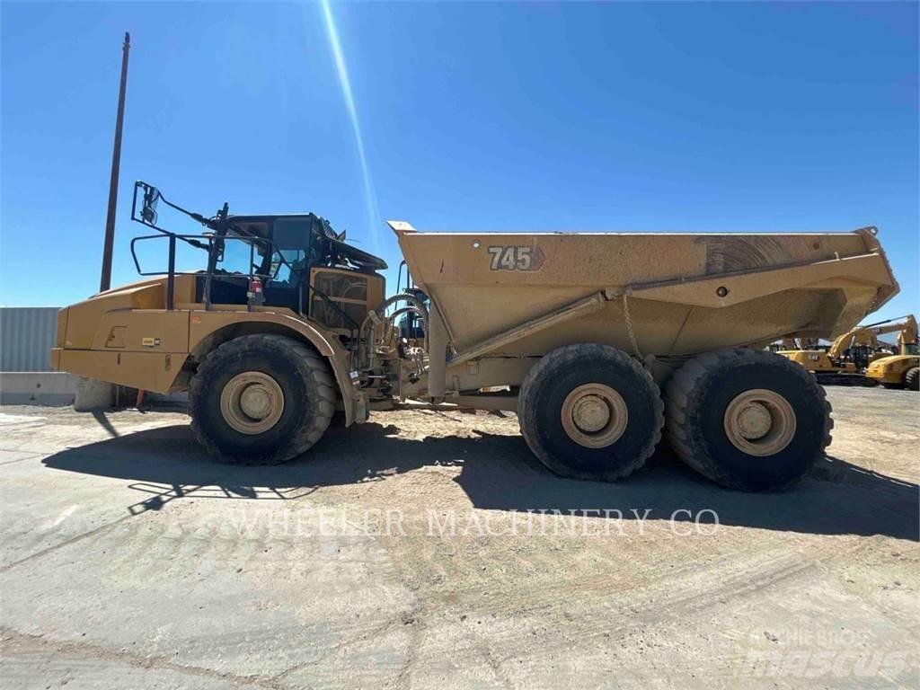 CAT 745 TG Kĺbové nákladné autá