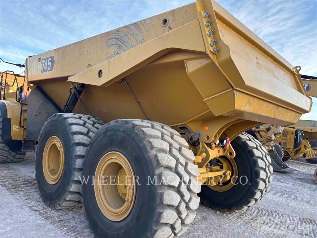 CAT 745 TG Kĺbové nákladné autá