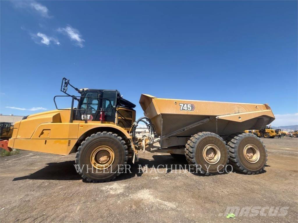 CAT 745 TG Kĺbové nákladné autá