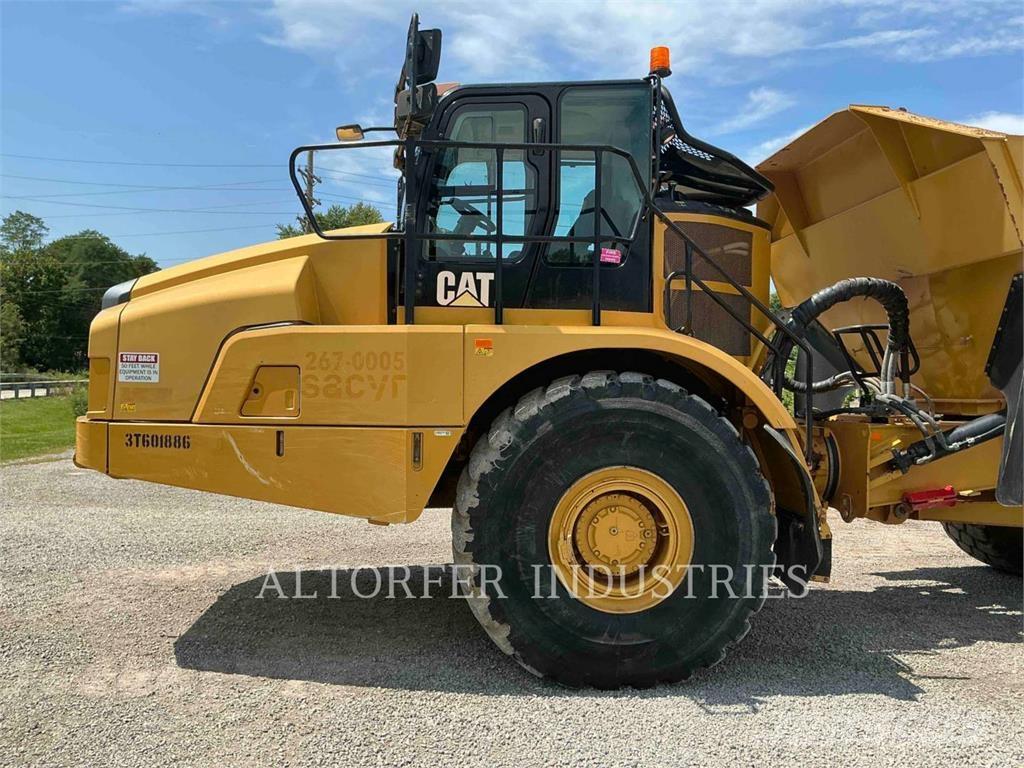 CAT 74504 Kĺbové nákladné autá