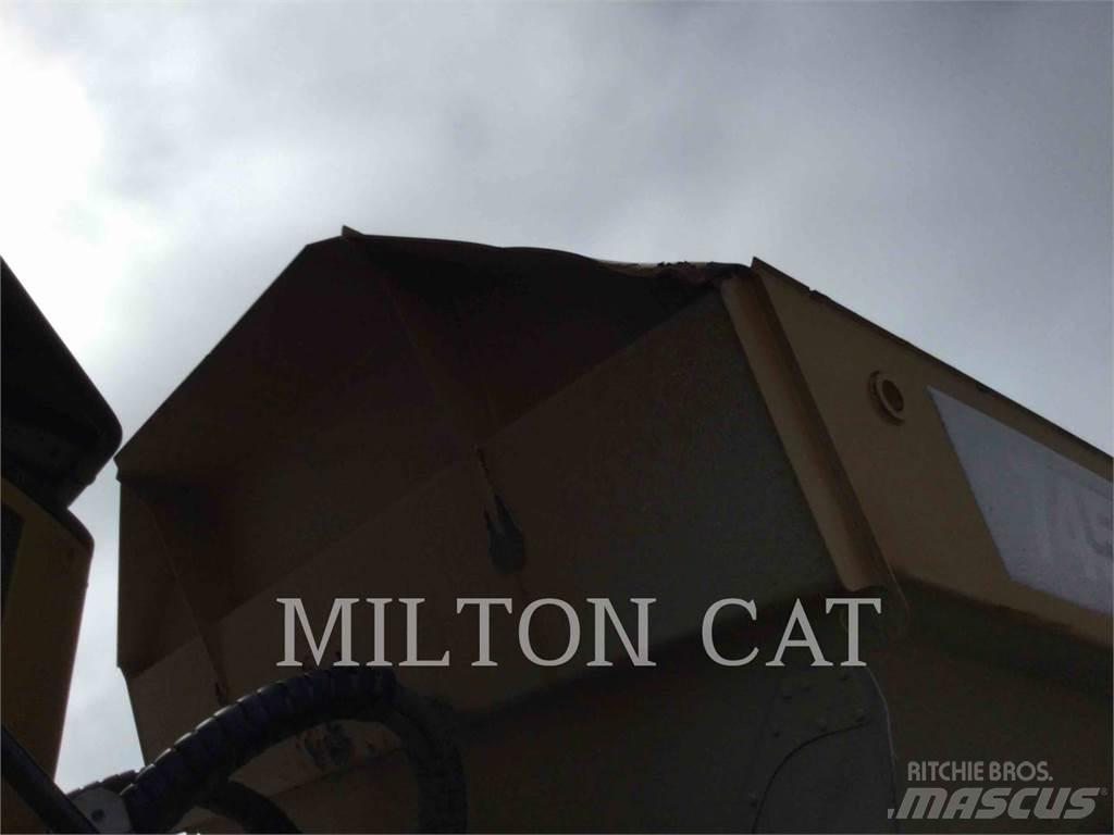 CAT 74504 Kĺbové nákladné autá