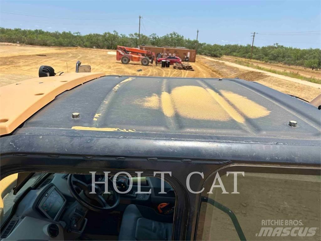 CAT 74504 Kĺbové nákladné autá