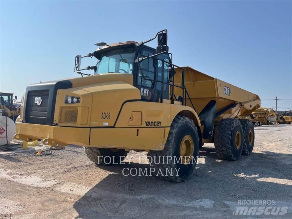 CAT 74504 Kĺbové nákladné autá