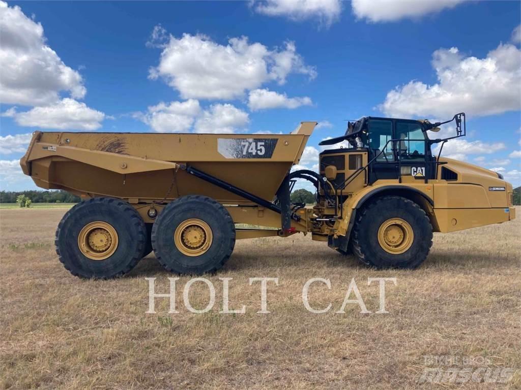 CAT 74504 Kĺbové nákladné autá