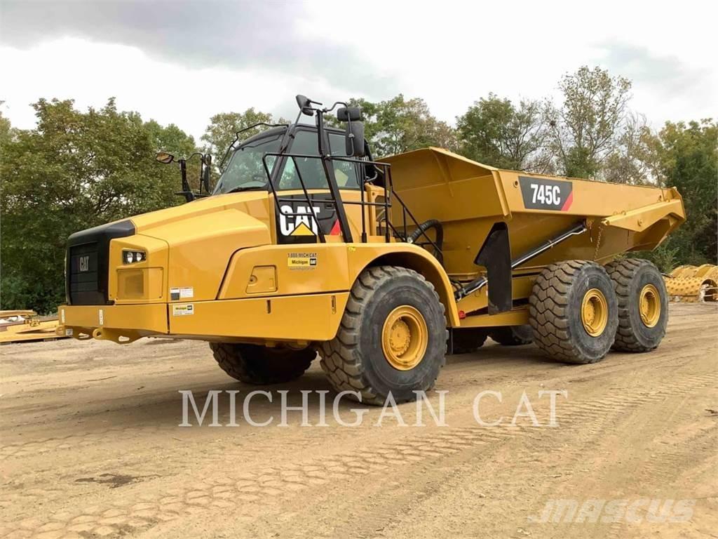 CAT 745C Kĺbové nákladné autá