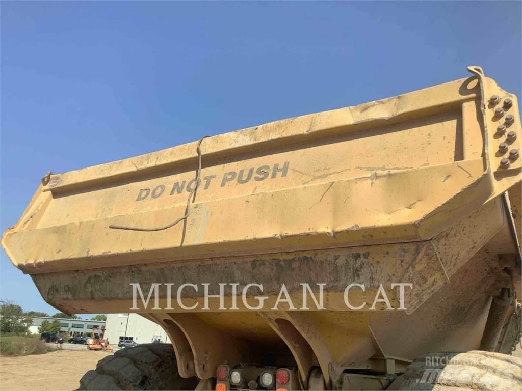 CAT 745C Kĺbové nákladné autá
