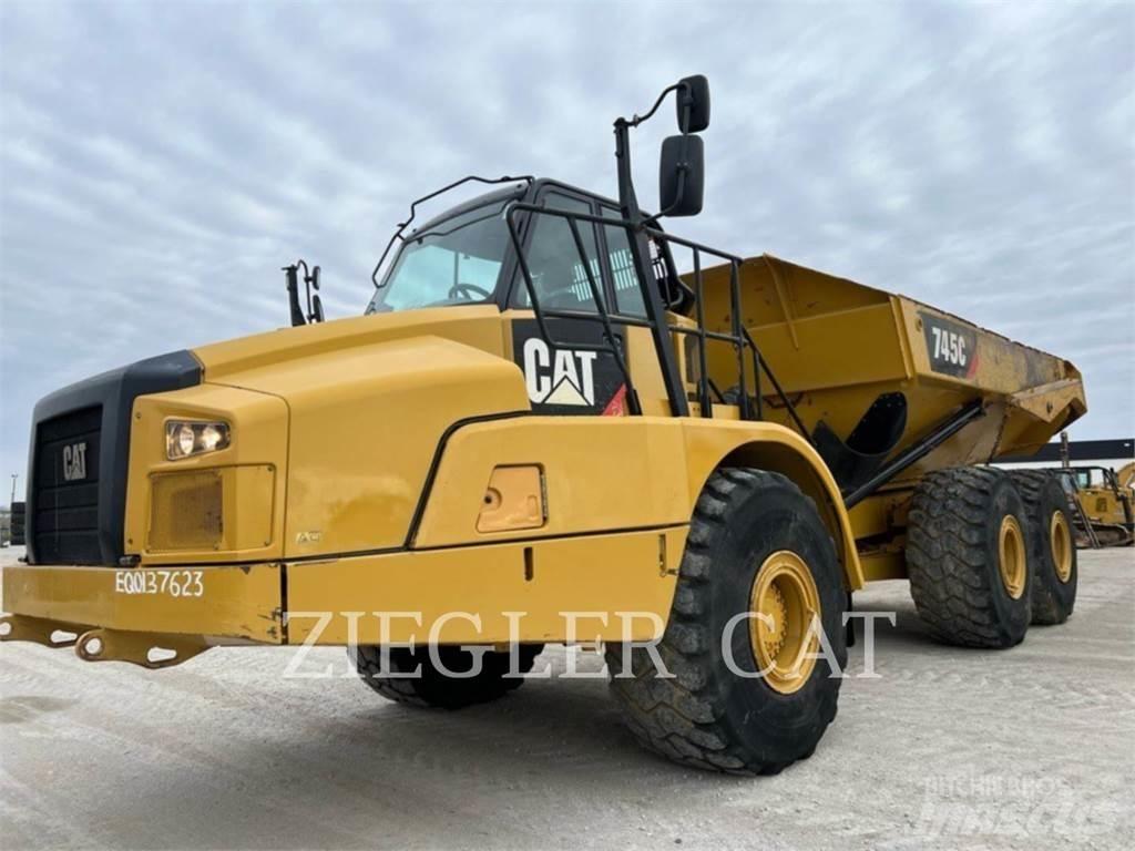 CAT 745C Kĺbové nákladné autá