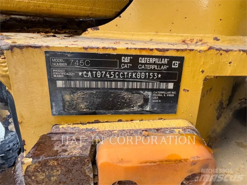 CAT 745C Kĺbové nákladné autá