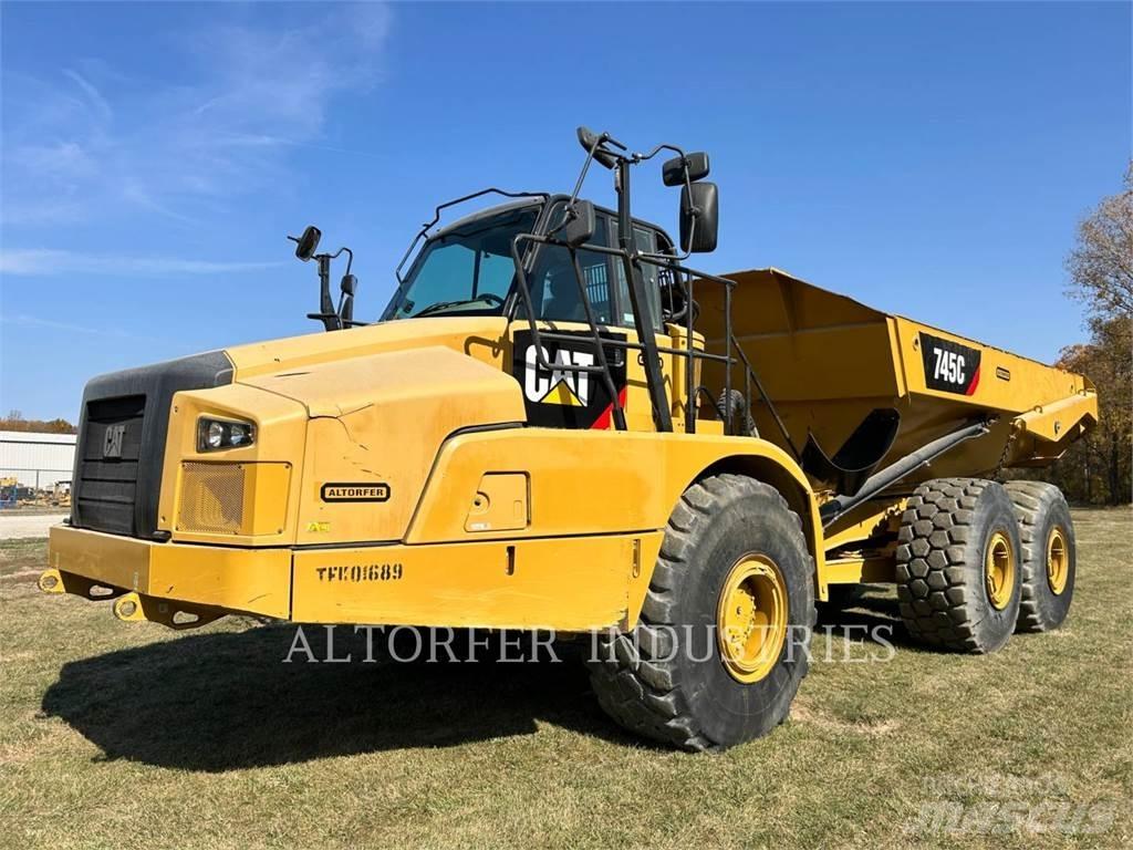 CAT 745C Kĺbové nákladné autá