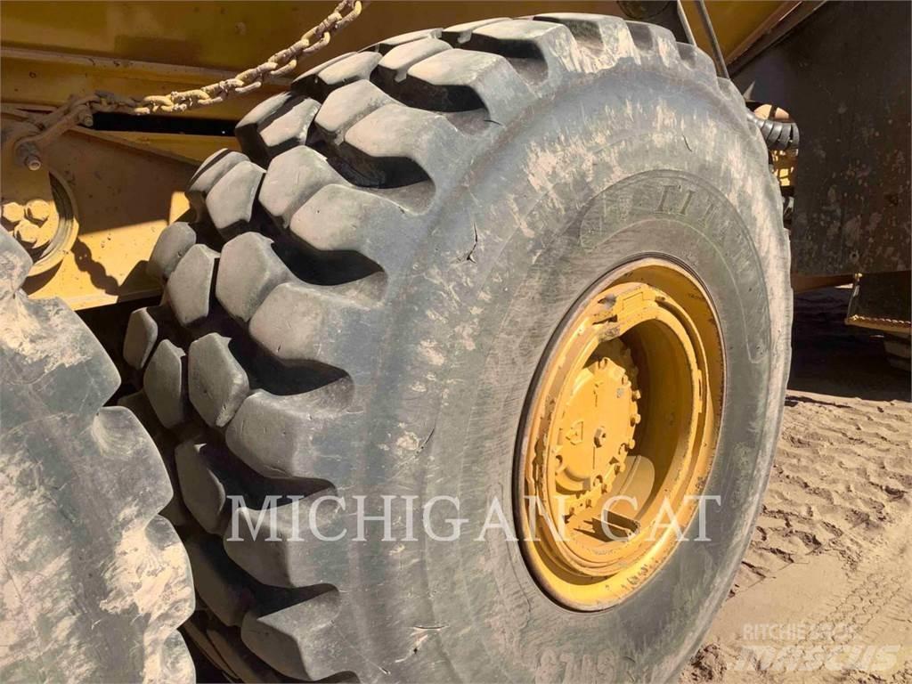 CAT 745C T Kĺbové nákladné autá