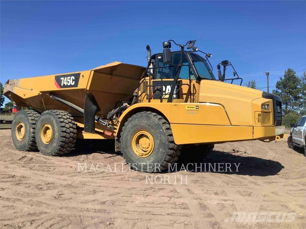 CAT 745C T Kĺbové nákladné autá