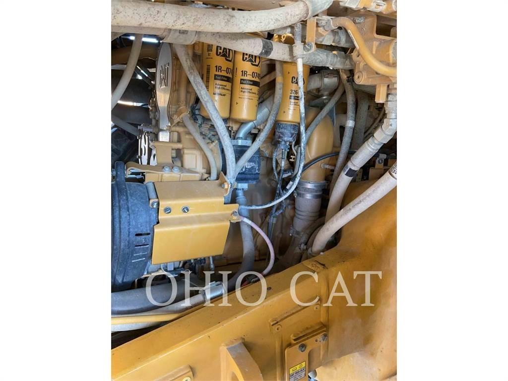 CAT 770G Kĺbové nákladné autá