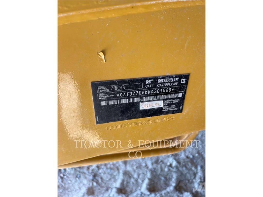 CAT 770G Kĺbové nákladné autá