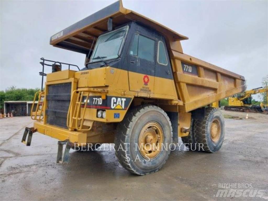 CAT 771D Kĺbové nákladné autá