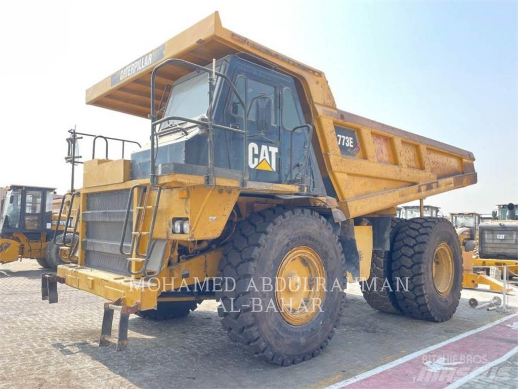 CAT 773E Kĺbové nákladné autá